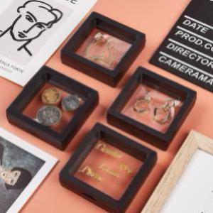 Floating Frame Displays for Jewellery